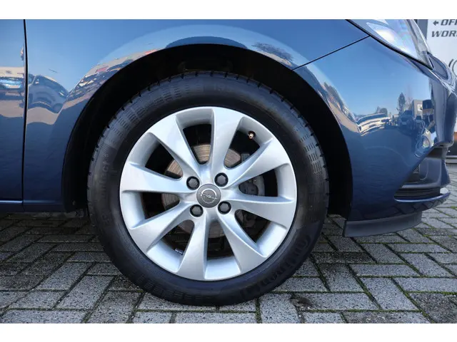 Opel Corsa 1.4 Edition 2017 Benzine 16