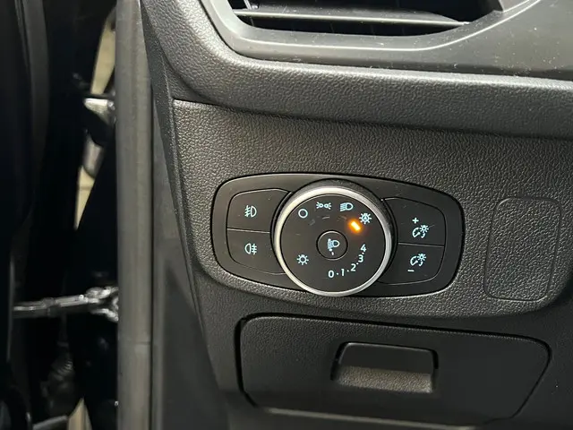 Ford Focus 1.0 EcoBoost ST Line Business 2018 Benzine 27