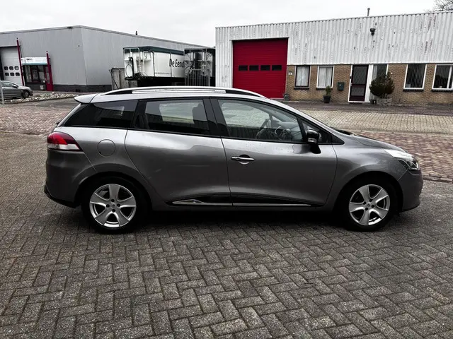 Renault Clio Estate 0.9 TCe Expression 2013 Benzine 5