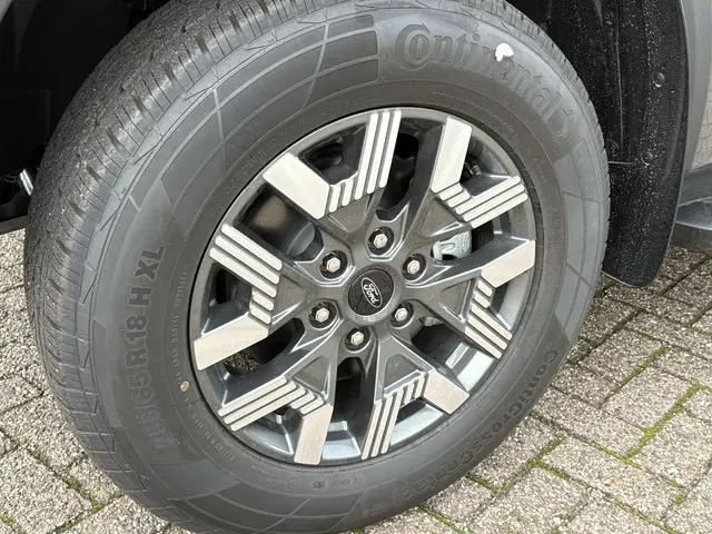 Ford Ranger 2.3 PHEV Wildtrak Double Cab 2025 Diesel 13