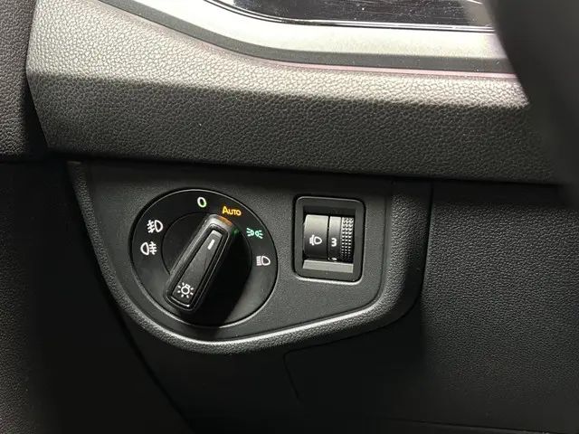 Volkswagen Taigo 1.0 TSI R-Line 2022 Benzine 23