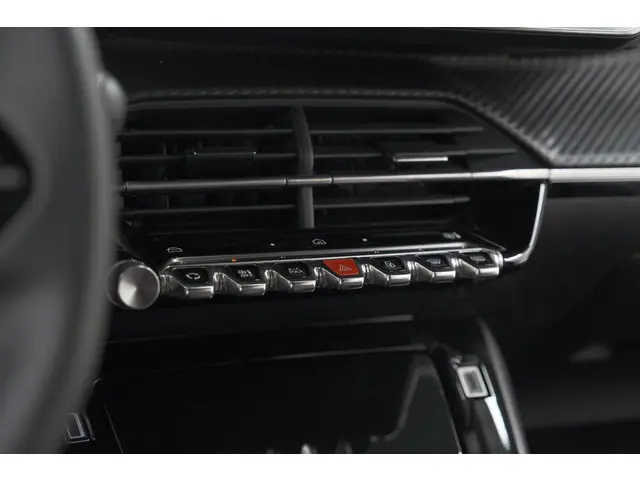 Peugeot 2008 PureTech 100 Allure 2024 Benzine 46