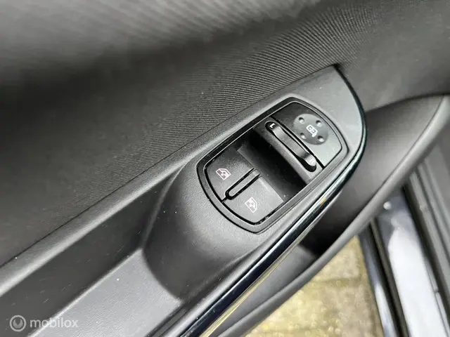 Opel Corsa 1.4 Edition AIRCO*CRUISE* 2016 Benzine 18