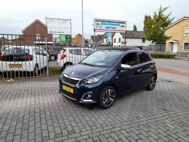 Peugeot 108 1.0 e-VTi Première Top 2015 Benzine 17