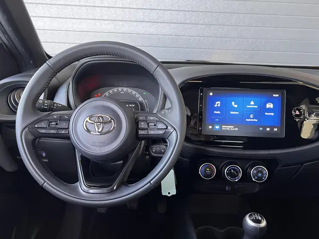 Toyota Aygo X 1.0 VVT-i MT Business 2024 Benzine 9
