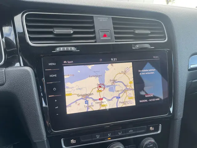 Volkswagen Golf 1.6 TDI Highline Business R 2017 Diesel 10