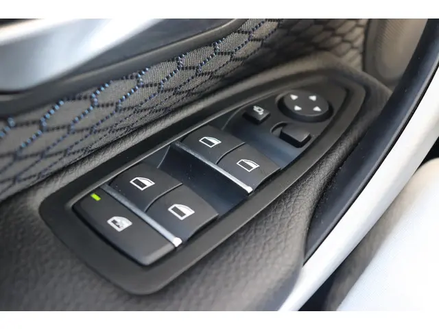 BMW 4 Serie Gran Coupé 418i High Executive 2021 Benzine 33
