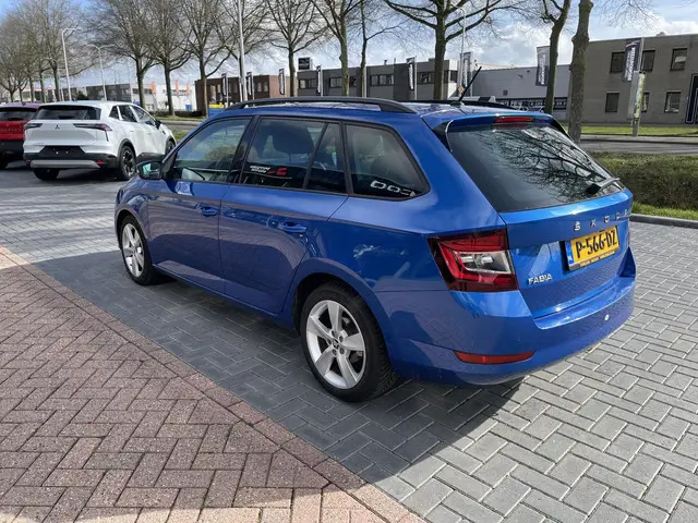 Škoda Fabia Combi 1.0 TSI Business Edition 2021 Benzine 2