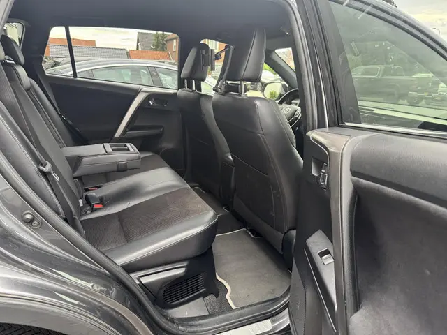 Toyota RAV4 2.5 Hybrid Style 2016 Hybride Benzine 12