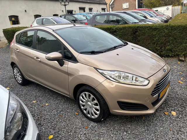 Ford Fiesta 1.0 Style 5 DEURS AIRCO NAVI 2016 Benzine 4
