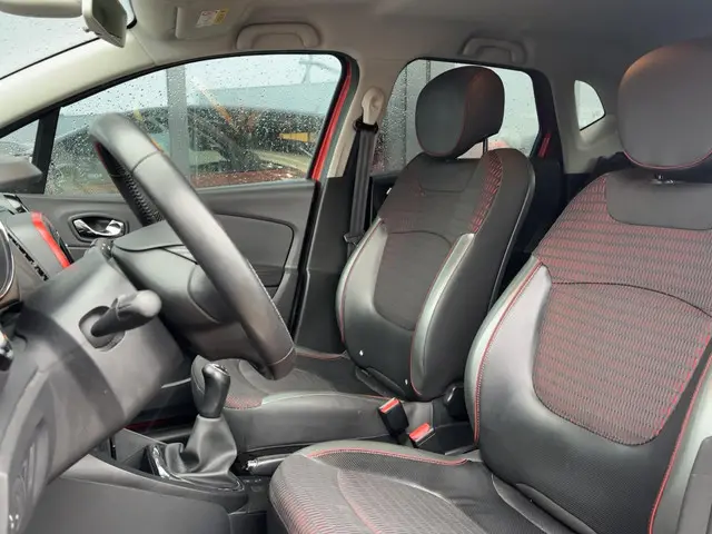 Renault Captur 0.9 TCe Helly Hansen 2014 Benzine 9