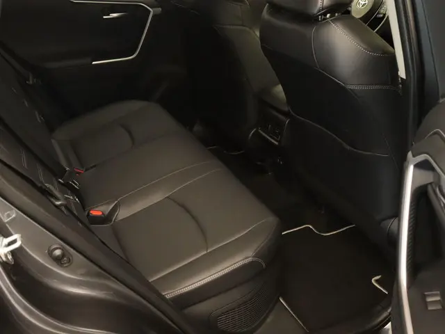 Toyota RAV4 2.5 Hybrid Style 2020 Hybride Benzine 14