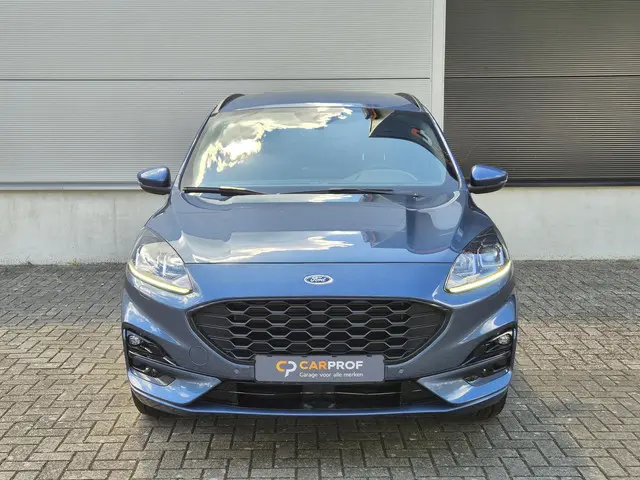 Ford Kuga 2.5 PHEV ST-Line 2024 Hybride Benzine 10