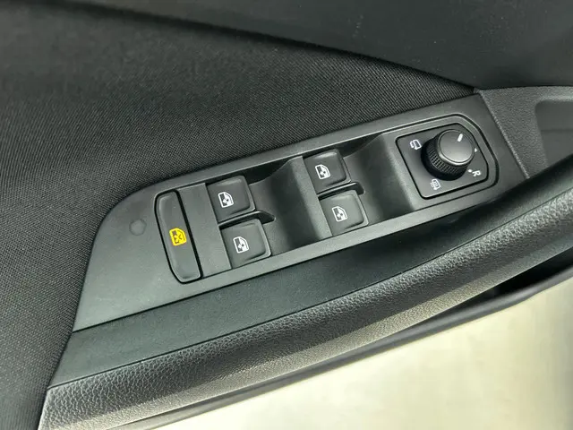 Škoda Kamiq 1.0 TSI 110PK DSG Style 2021 Benzine 33