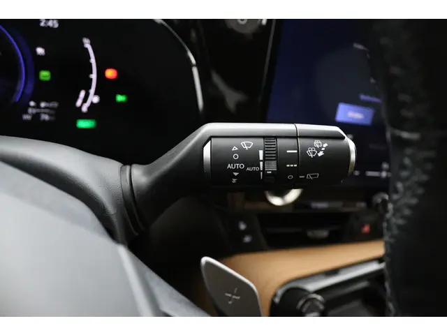 Lexus NX 450h+ AWD Executive Line 2022 Hybride Benzine 31