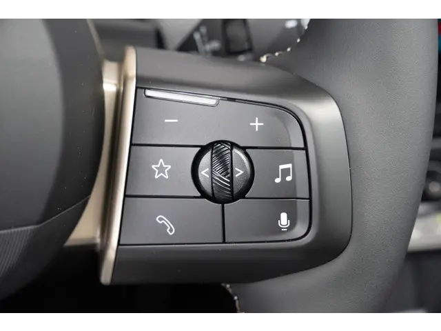 MINI 3-Deurs Cooper C Aut. 2024 Benzine 18