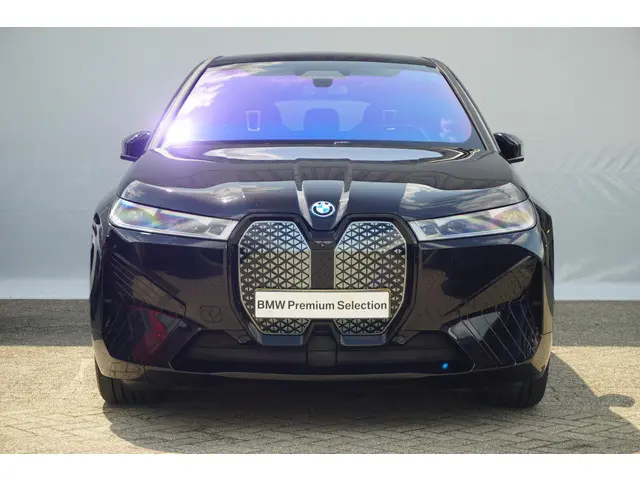 BMW iX xDrive50 2022 Elektrisch 4