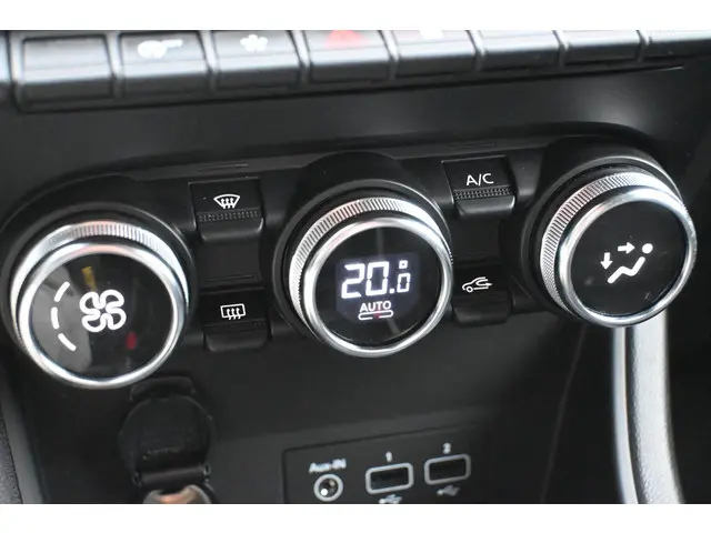 Renault Captur TCe 90 techno 2022 Benzine 17