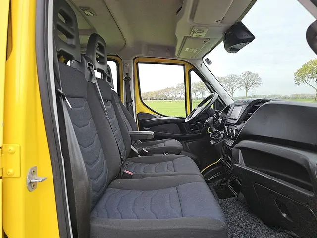 Iveco Daily 35S18 2018 Diesel 7