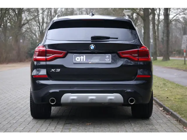 BMW X3 xDrive20i 2020 Benzine 4
