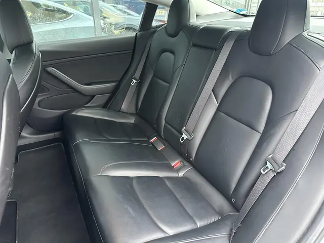 Tesla Model 3 Long Range AWD 75 kWh 2019 Elektrisch 9