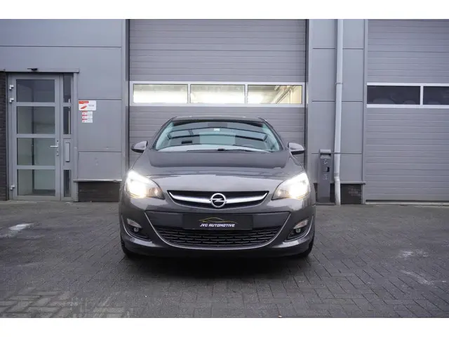 Opel Astra 1.4 Turbo Blitz 2014 Benzine 13