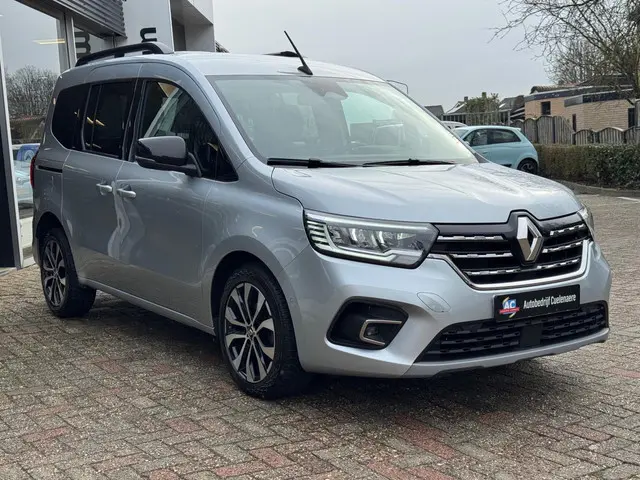 Renault Kangoo Family TCe 130 Intens 2022 Benzine 4