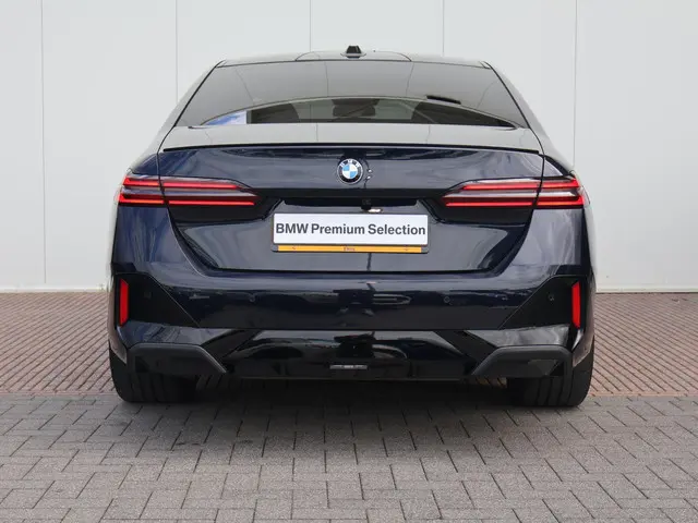 BMW 5 Serie 520i 2024 Benzine 8
