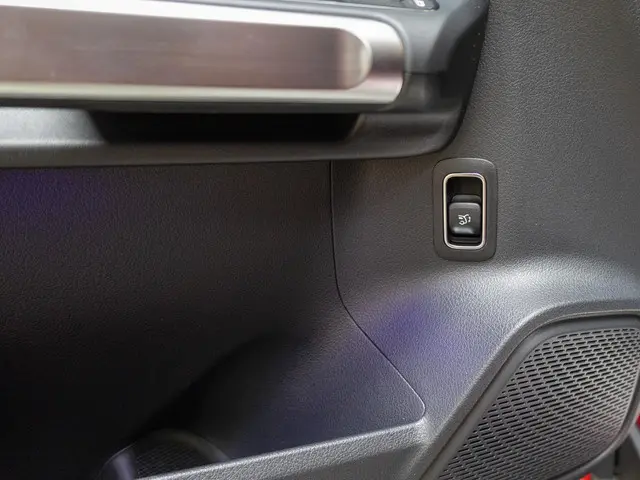 Mercedes-Benz EQB 250+ Business Edition 2024 Elektrisch 17