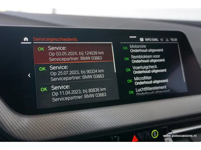 BMW 1 Serie 118i Sport-line 2020 Benzine 16