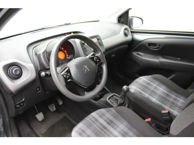 Peugeot 108 1.0 e-VTi Active 2019 Benzine 8