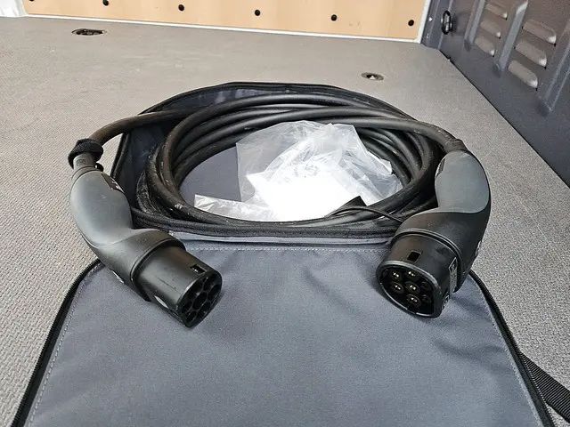 Mercedes-Benz eSprinter 320 2024 Elektrisch 18