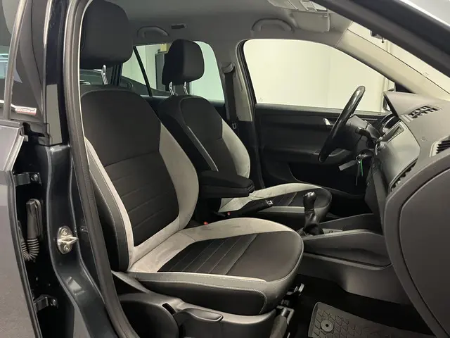 Škoda Fabia Combi 1.2 TSI JOY 2017 Benzine 13