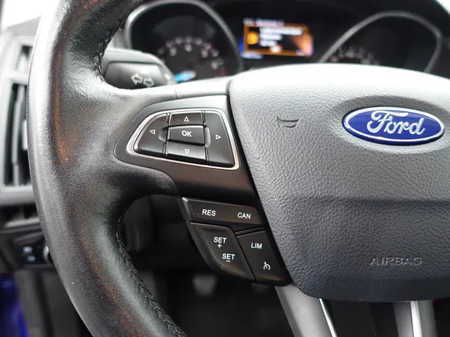 Ford Focus Wagon 1.0 Titanium- 2018 Benzine 14