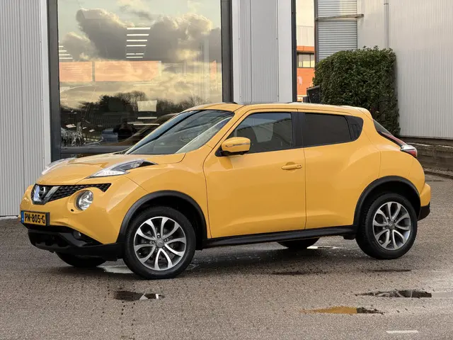 Nissan Juke 1.6 Tekna 2015 Benzine 18
