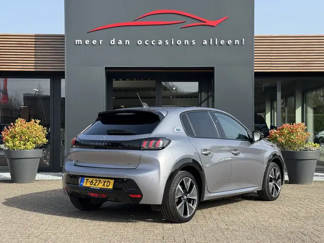 Peugeot e-208 GT Pack EV 50kWh 136 2022 Elektrisch 5