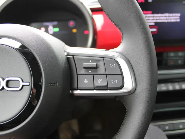 Fiat 600e RED 54 kWh 2024 Elektrisch 18