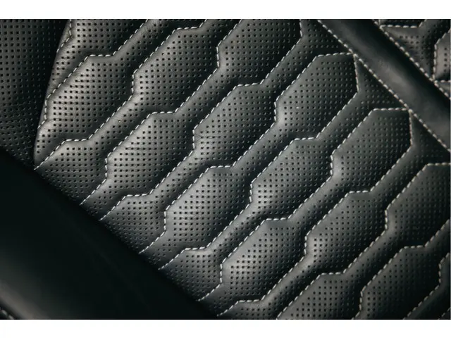 Audi RSQ8 4.0 TFSI quattro 2022 Benzine 25