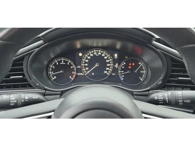 Mazda 3 2.0 e-SkyActiv-G M Hybrid 122 2019 Benzine 14