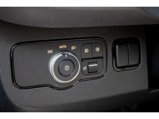 Mercedes-Benz Sprinter 319 VIP 6 persons 2022 Diesel 18