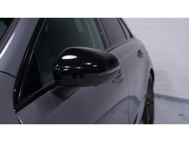 Mercedes-Benz A-Klasse 250 Premium Plus 2019 Benzine 8