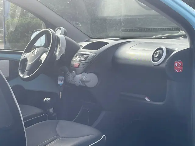 Citroën C1 1.0 Exclusive 2013 Benzine 13