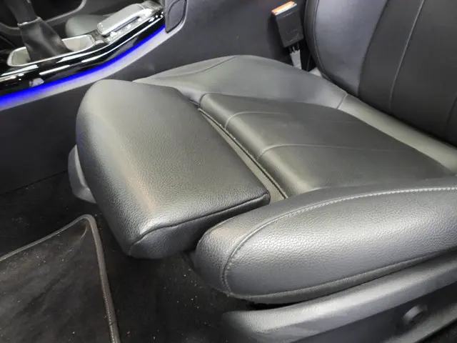 Mercedes-Benz A-Klasse A180 Premium Plus 2021 Benzine 31