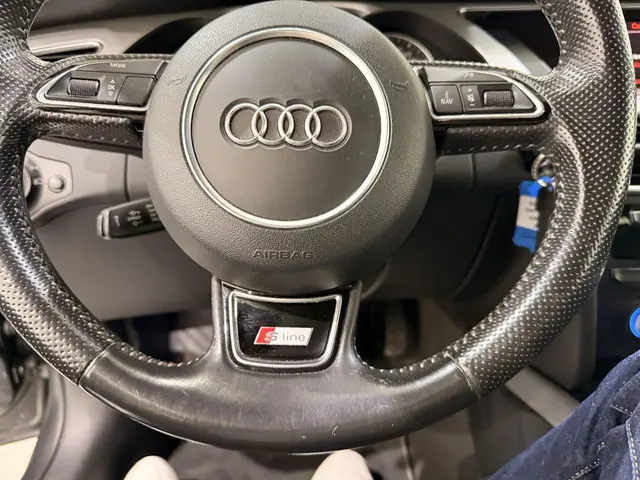 Audi A4 Sedan 1.8 TFSI S Edition Automaat 2015 Benzine 29