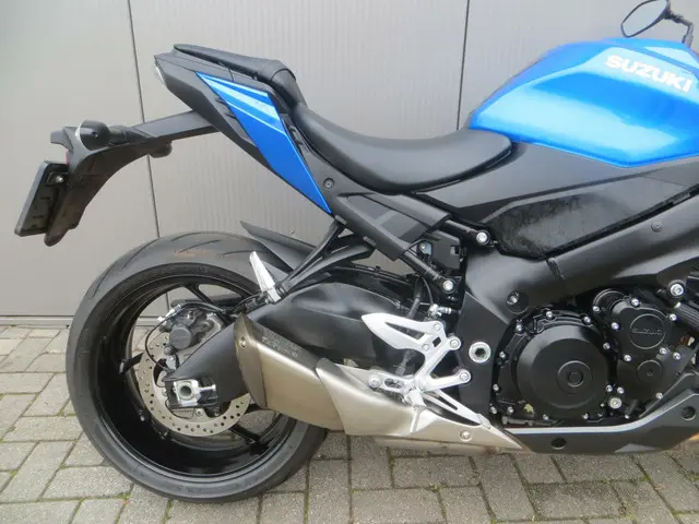 Suzuki GSX S950 2022 Benzine 6