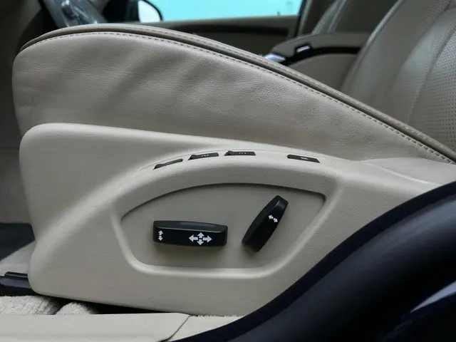 Volvo V70 2.0 T4 Inscription Edition 2016 Benzine 17