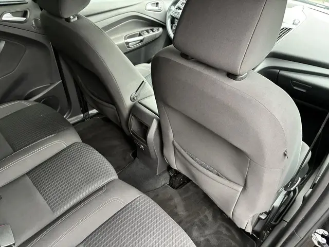 Ford C-MAX HELAAS VERKOCHT!!! 2019 Benzine 34