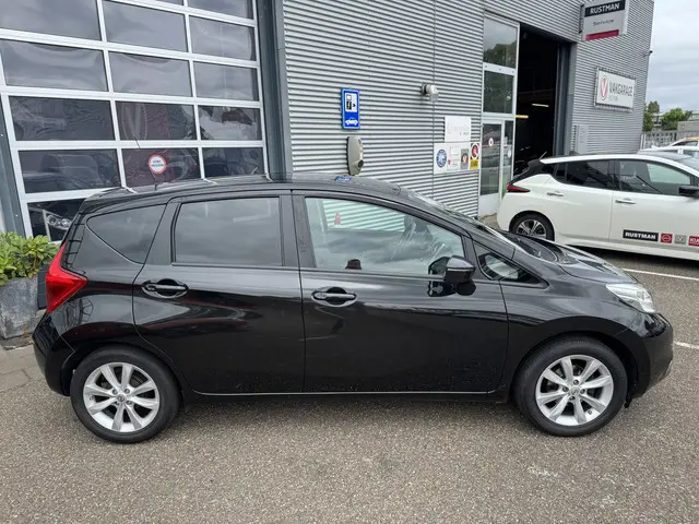 Nissan Note 1.2 Connect Edition 2014 Benzine 24