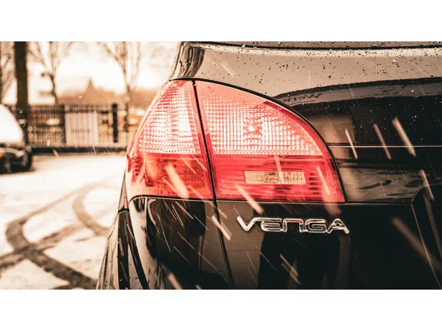 Kia Venga 1.6 CVVT Plus Pack AUTOMAAT NAVI 2013 Benzine 9