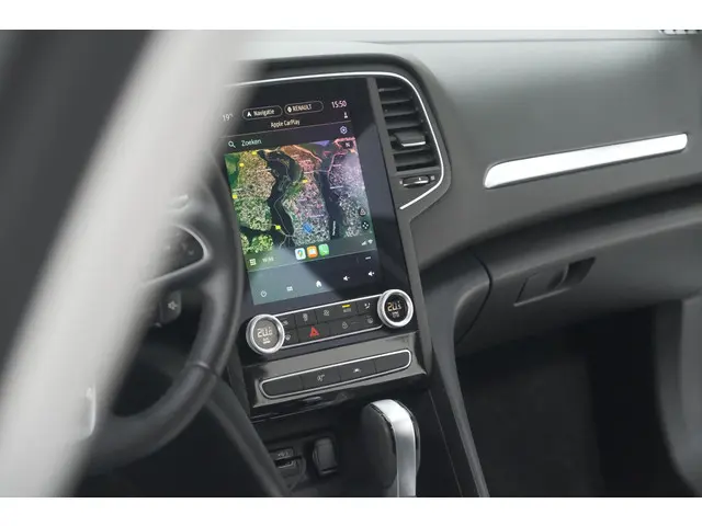 Renault Mégane Estate TCe 140 EDC Techno 2023 Benzine 68